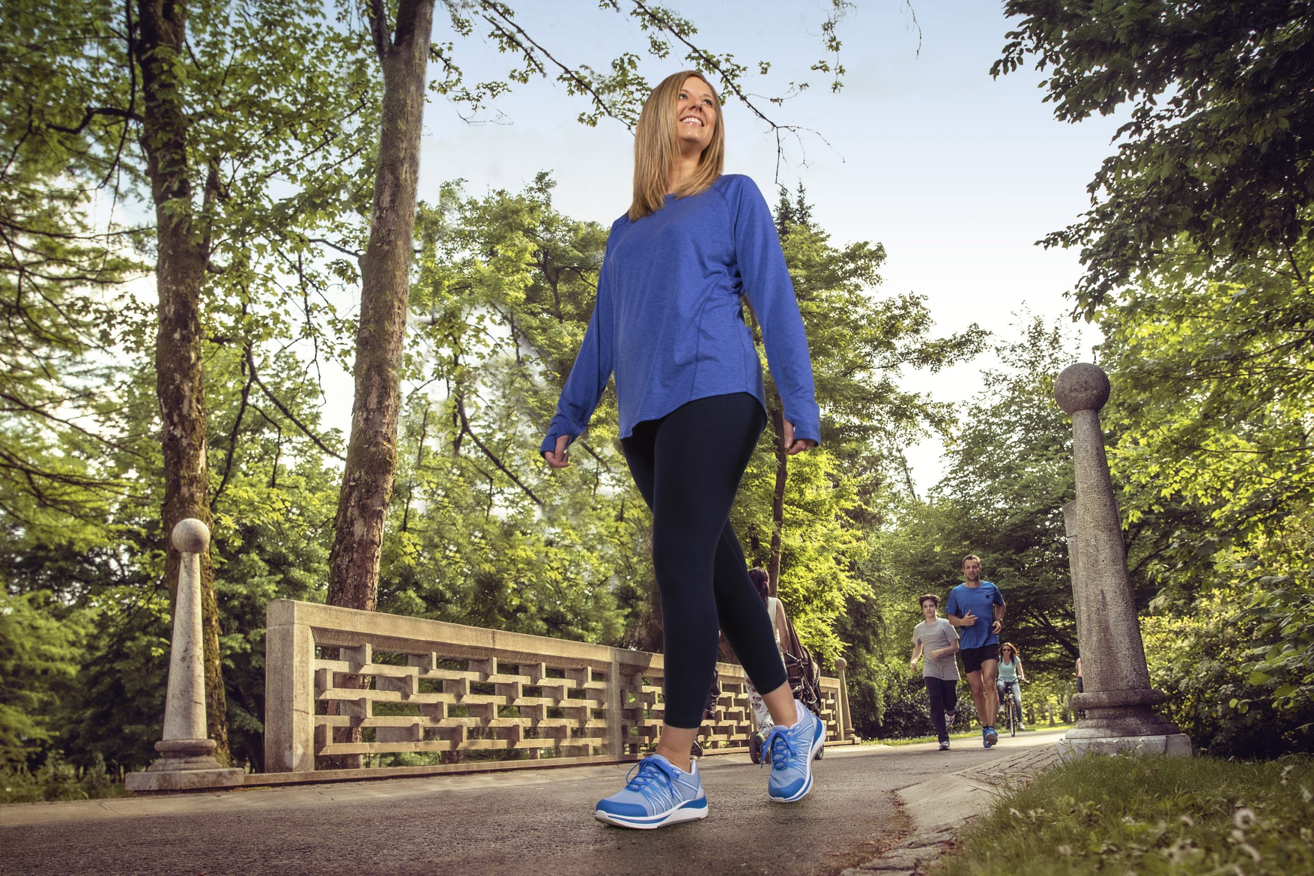 Balance_Blue_Walking_SM